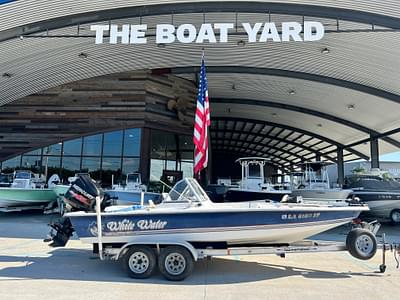 BOATZON | 2002 White Water 210 Bay Slayer