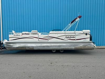 BOATZON | 2003 Godfrey 2423 RE  90 Yamaha