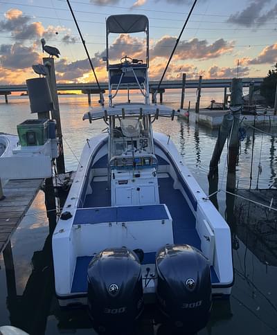 BOATZON | 2003 Regulator 32 w/Charter Business