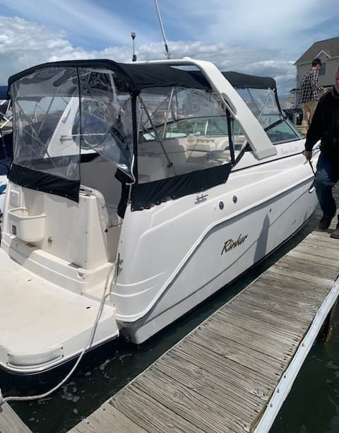 RINKER BOATS 270 FIESTA VEE 2004