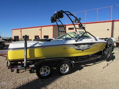 BOATZON | 2005 Centurion Cyclone