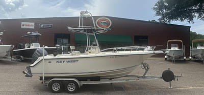 BOATZON | 2005 Key West 225CC BLUEWATER