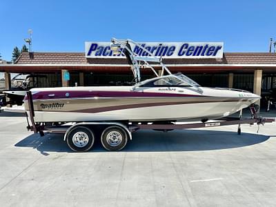 BOATZON | 2005 Malibu Boats Luxury SportV Series Sunscape 23 LSV