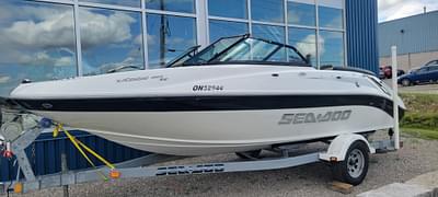 BOATZON | 2005 SeaDoo Sport Boats UTOPIA 205 SE