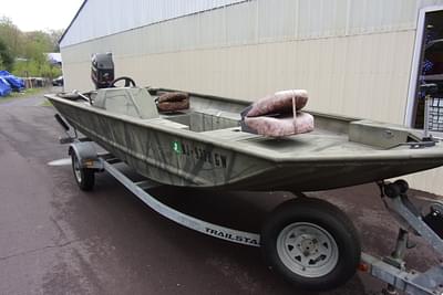 BOATZON | 2005 Tracker Boats GRIZZLY