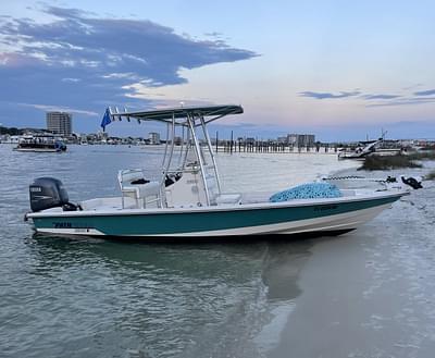 BOATZON | 2006 Pathfinder 2200V