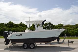 BOATZON | 2006 ProKat 2360CC