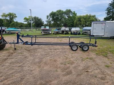 BOATZON | 2008 Triton 202 Tandem Axle Scissor Trailer