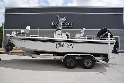 BOATZON | 2009 Champion 22 Bay Champ