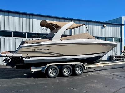 BOATZON | 2010 Regal 2700 BR