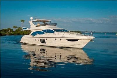 BOATZON | 2011 Azimut Flybridge 70