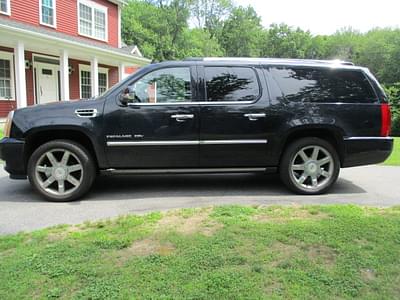 BOATZON | 2011 CADILLAC CADILLAC ESCALADE ESV 4D LUXURY AWD FULLY LOADED BLACK ON BLACK