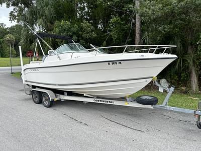 BOATZON | 2011 Cobia Dual Console 215