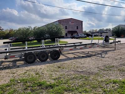 BOATZON | 2011 Float On 33 ft Catamaran Trailer