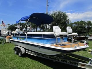 BOATZON | 2011 Hurricane FD 226 F