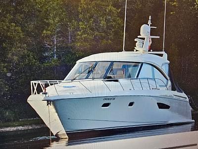 BOATZON | 2011 Tiara 5800 Sovran