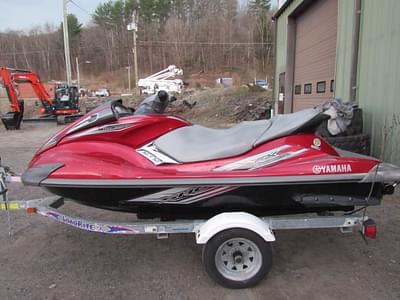 BOATZON | 2011 Yamaha WAVERUNNER FX SHO WITH COVER AND TRAILER