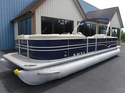 BOATZON | 2013 Sylvan Signature 8525 LZ