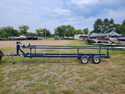 BOATZON | 2013 Triton 202 Tandem Axle Scissor Trailer