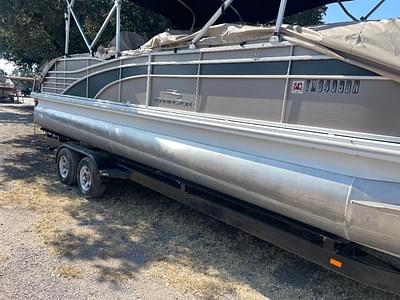 BOATZON | 2014 BENNINGTON 2550 RCL   2017 YAMAHA 300 HP FOUR STROKE 49 HRS   2014 TANDEM AXLE TRAILER