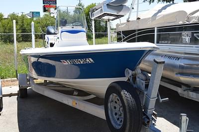 BOATZON | 2014 Blue Wave 2000 PURE BAY