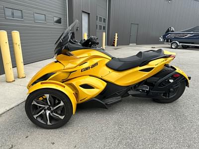 BOATZON | 2014 CanAm Spyder STSE5