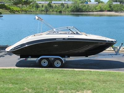 BOATZON | 2014 Yamaha 242 Limited