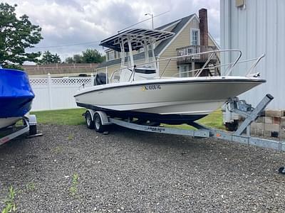 BOATZON | 2015 Boston Whaler 240 Dauntless