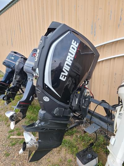 BOATZON | 2015 Evinrude 300HP G2