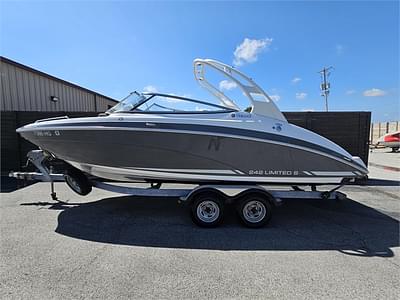 BOATZON | 2015 Yamaha 242 Limited S