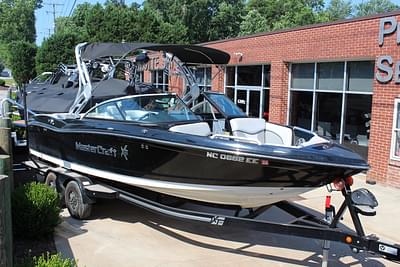 BOATZON | 2016 MasterCraft X30