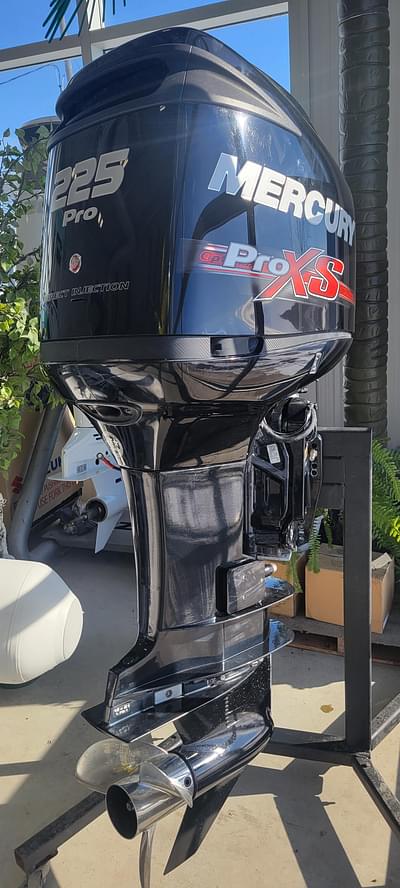 BOATZON | 2016 Mercury OptiMax 30L 225 HP  25 in Shaft