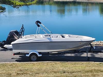 BOATZON | 2017 Bayliner Element E18