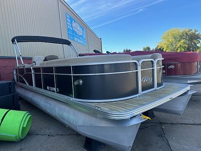 BOATZON | 2017 Manitou 24 Aurora LE RF Twin Tube 25