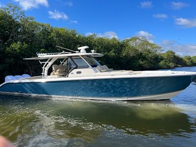 BOATZON | 2017 Pursuit S408 3X Yamaha F350 560 Hours