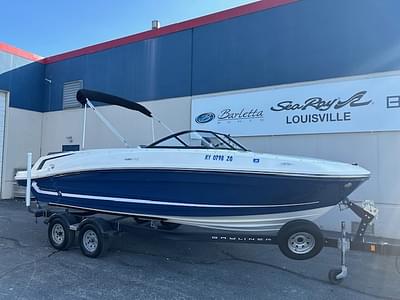 BOATZON | 2018 Bayliner VR6