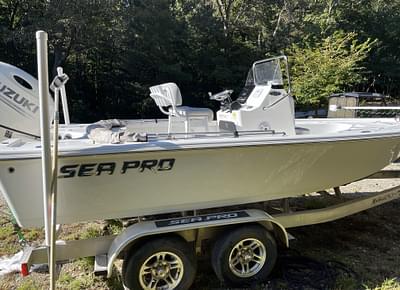 BOATZON | 2018 Sea Pro 208 Bay