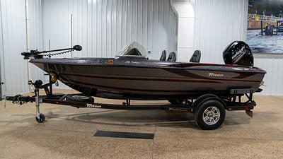 BOATZON | 2018 Triton Boats 186 Fishunter