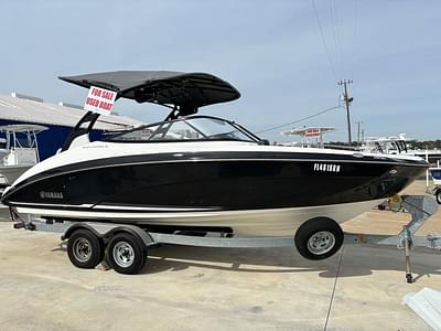 BOATZON | 2018 Yamaha 242 Limited S ESeries