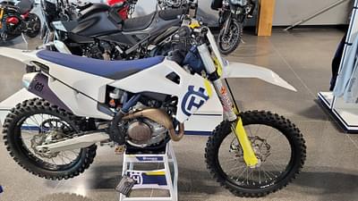 BOATZON | 2019 Husqvarna Motorcycles FC 450