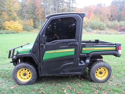 BOATZON | 2019 John Deere XUV 835M 4X4 WITH CAB