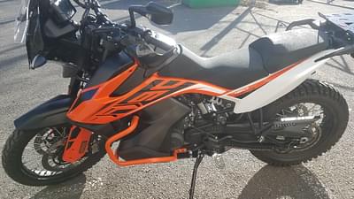 BOATZON | 2019 KTM 790 Adventure Book Value 9950