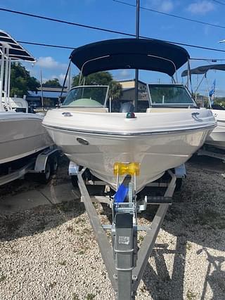 BOATZON | 2019 Regal 21 OBX