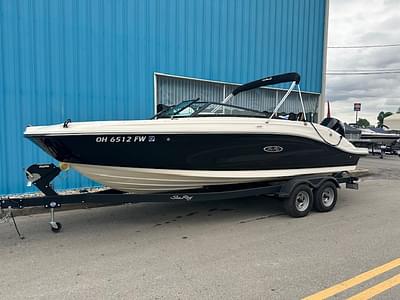 BOATZON | 2019 Sea Ray SPX 230 Outboard  200 HP Mercury