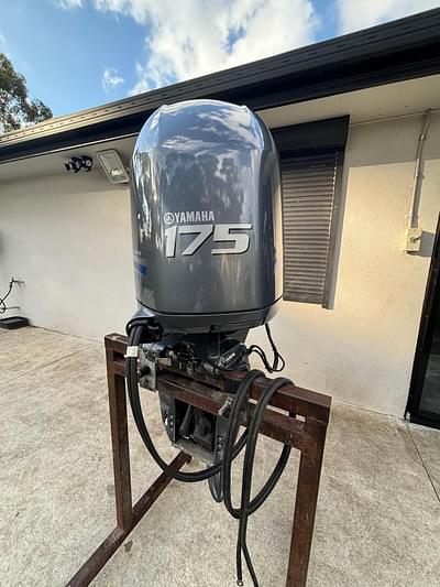 BOATZON | 2019 Used Yamaha 175 HP  4 Stroke Outboard Motor Engine