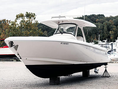 BOATZON | 2020 Intrepid 345 Nomad SE