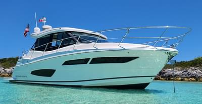 BOATZON | 2020 Regal 38 XO BOATZON | 2020 Regal 38 XO