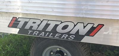 BOATZON | 2020 Triton Trailers WAVE II PWC