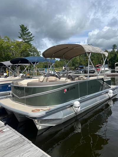 BOATZON | 2021 Avalon LSZ Quad Lounger 22