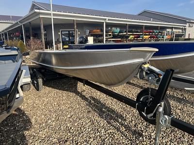 BOATZON | 2022 Crestliner 1461 L Outreach